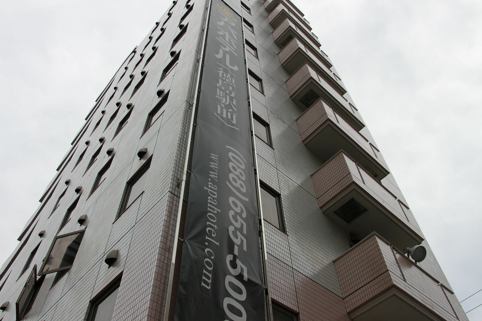 Apa Hotel Tokushima Ekimae Exterior photo